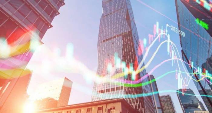U.S. Stocks Mixed; Dow Jones Falls 200+ Points